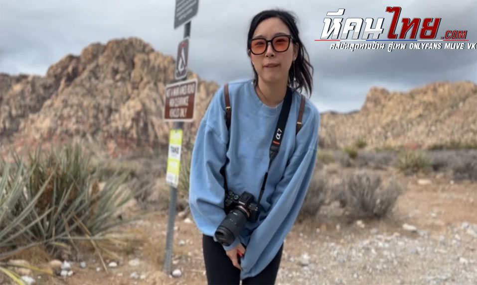 คลิปหลุด Elle Lee ติดรถขึ้นภูเขาเอาบนที่สูง xxx สาวเกาหลีขอติดรถแล้วขึ้นยอดเขาเอากันเอาท์ดอร์ ก่อนอมควยดุ้นใหญ่ยาวจนน้ำแตกคาปาก