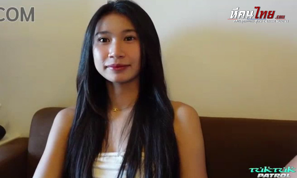 คลิปหลุด TukTukPatrol น้องฟาง สาวไทยหุ่นบางกรอบ โดนฝรั่งควยใหญ่จับมาถ่ายหนังเอ็ก หุ่นเล็กผิวเนียนกริบ โดนของใหญ่กะแทกหีเย็ดสดแล้วให้ชักว่าวจนน้ำแตกราดตัว